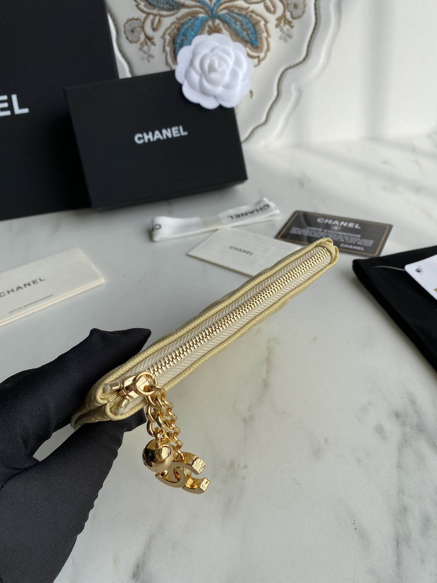 Chanle Zipped Wallet