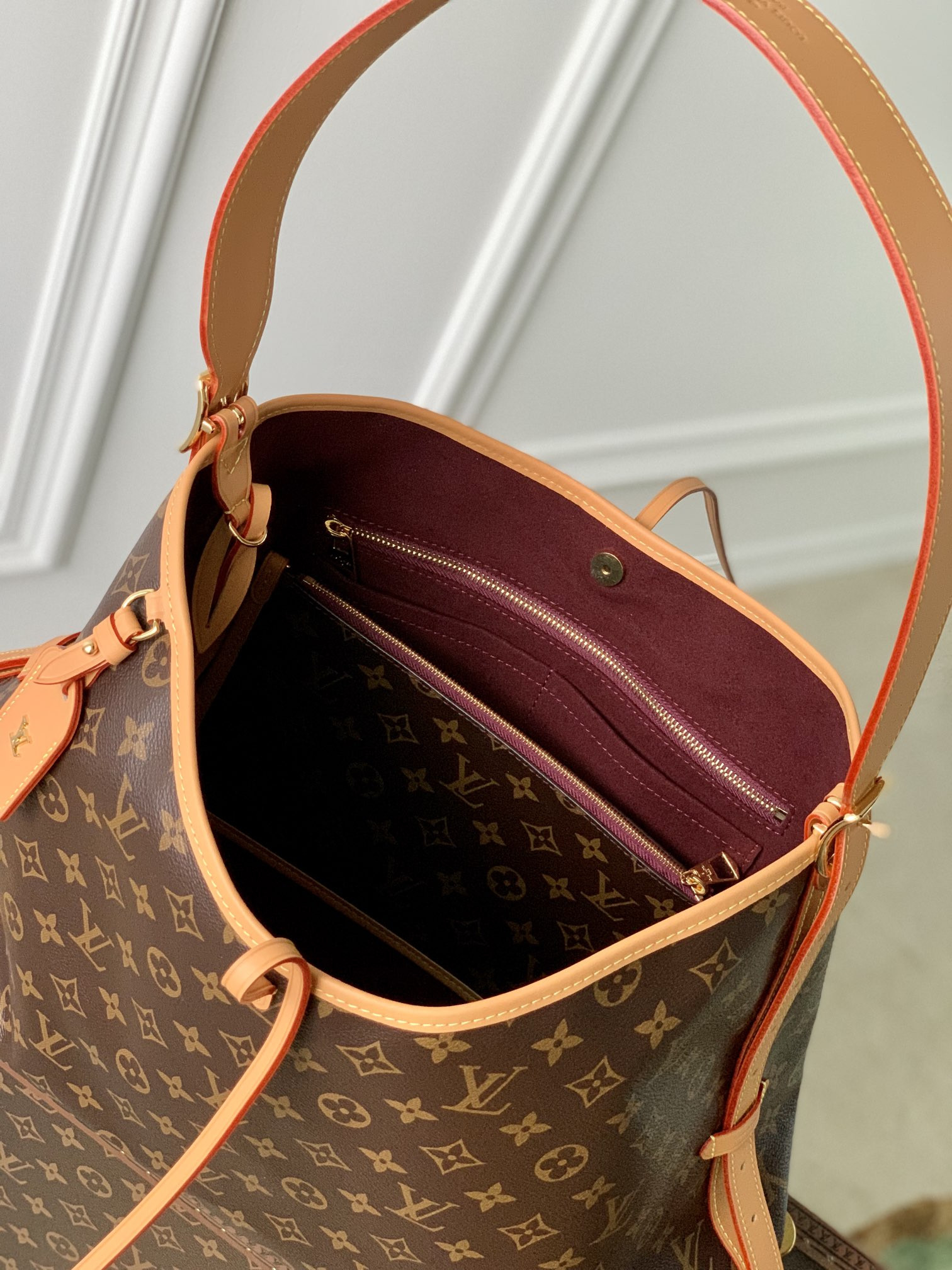 Louis Vuitton Carryall Bag