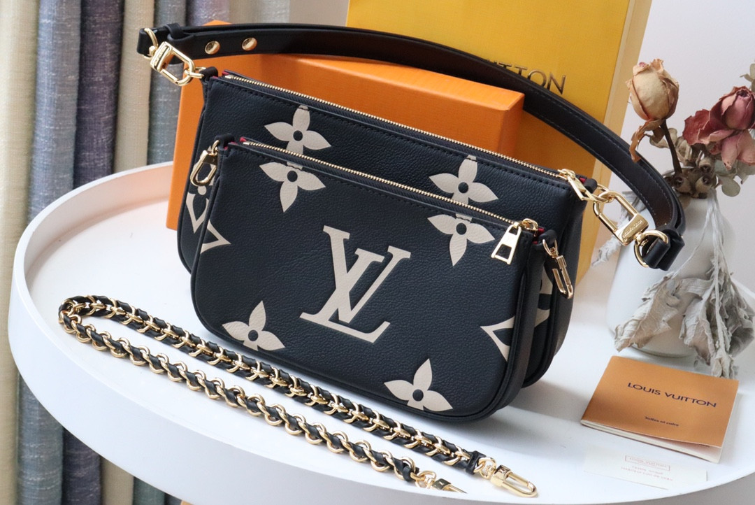Louis Vuitton Multi Pochette Accessories Bag