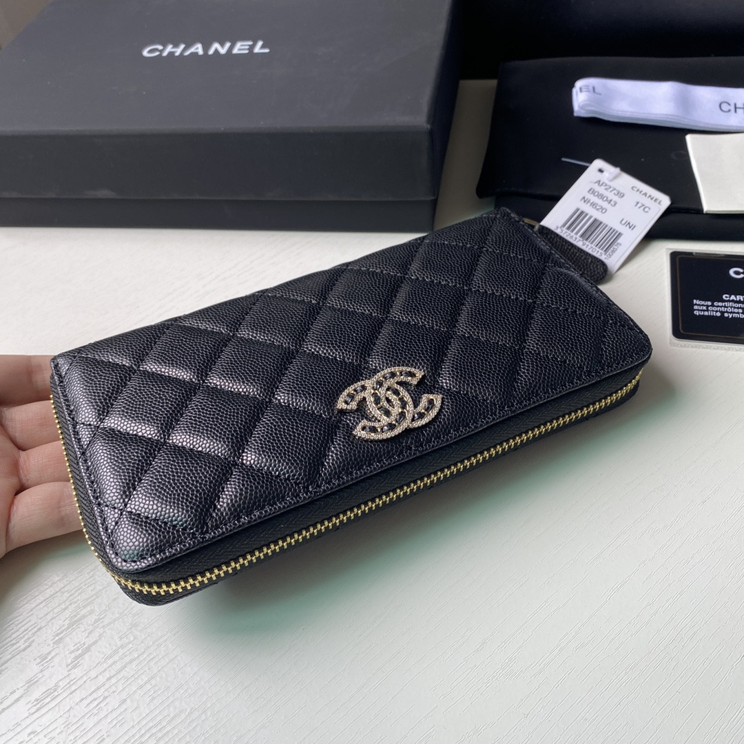 Chanle Zipped Wallet