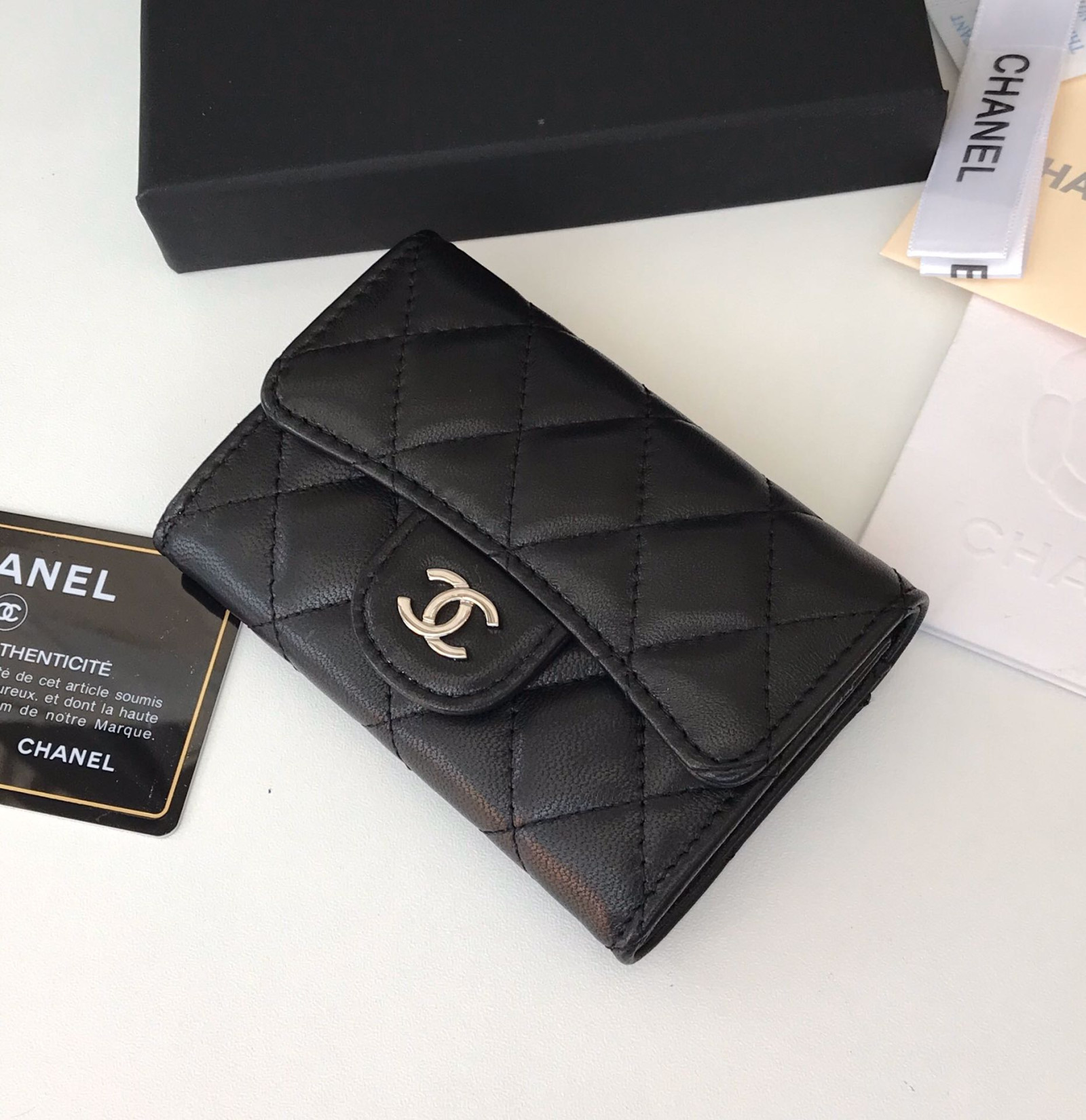 Chanle Flap Wallet