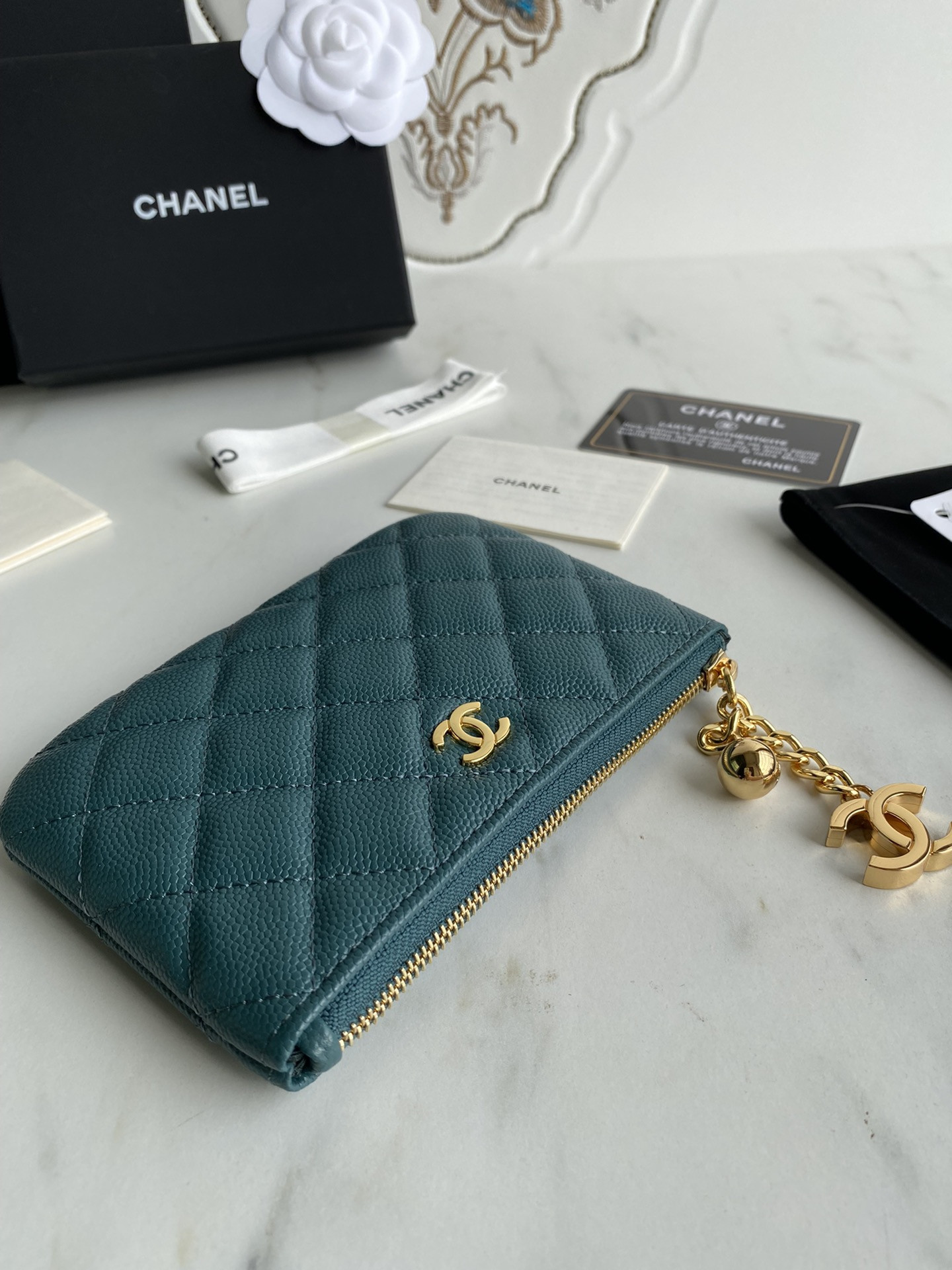 Chanle Zipped Wallet