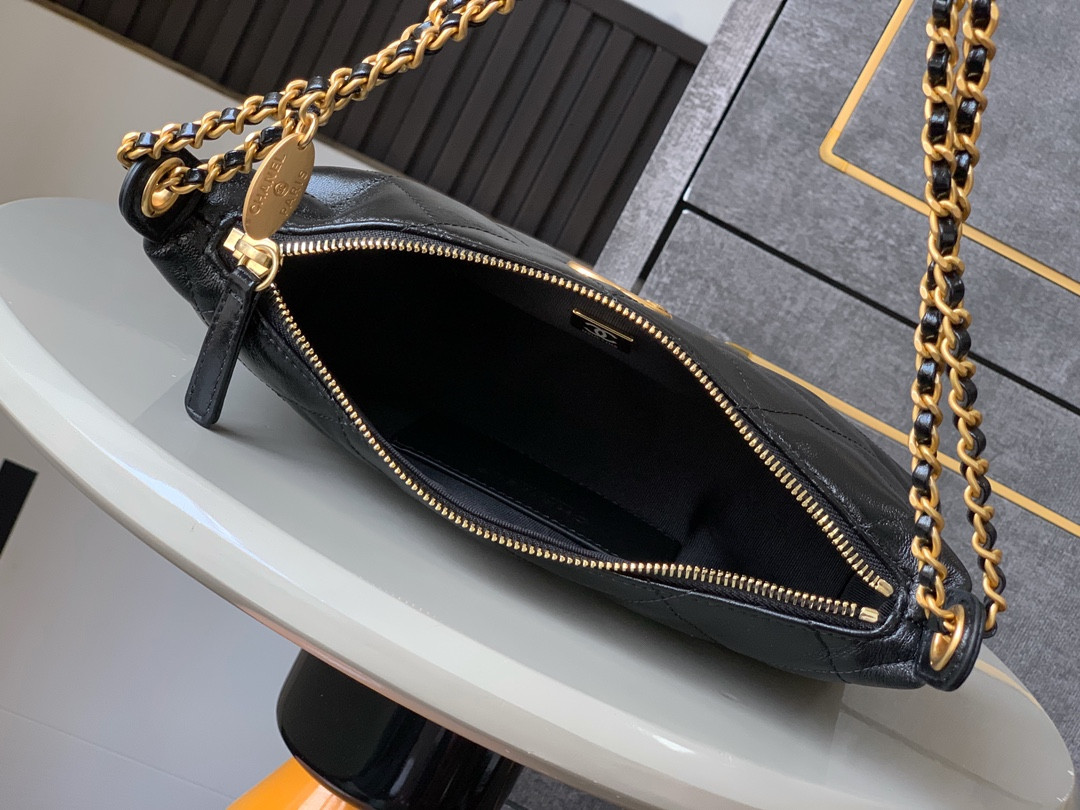 Chanel 25s Hobo Bag