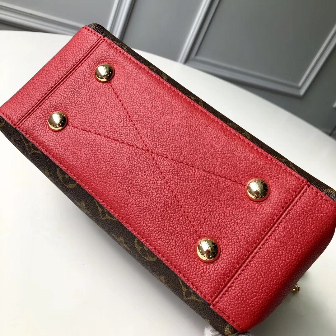 Louis Vuitton Surene Bag