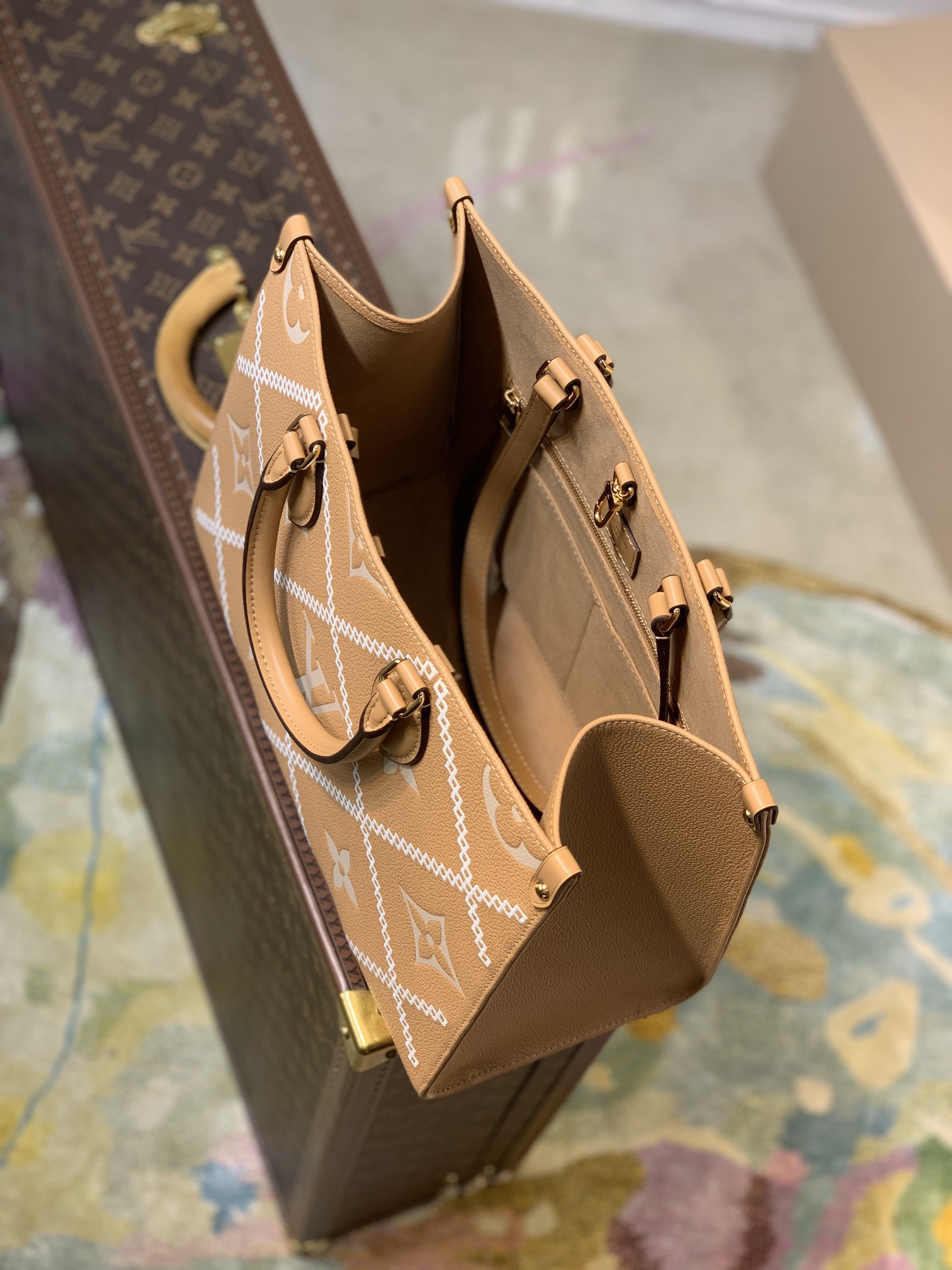 Louis Vuitton Onthego Bag