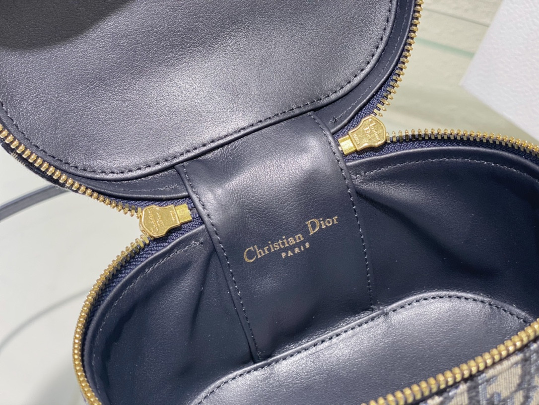 Small Cd Signature Vanity Case