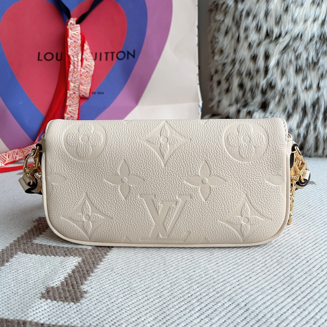 Louis Vuitton Ivy Bag