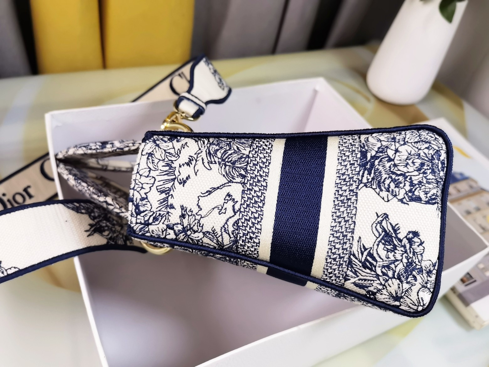 Medium Lady D-lite Bag