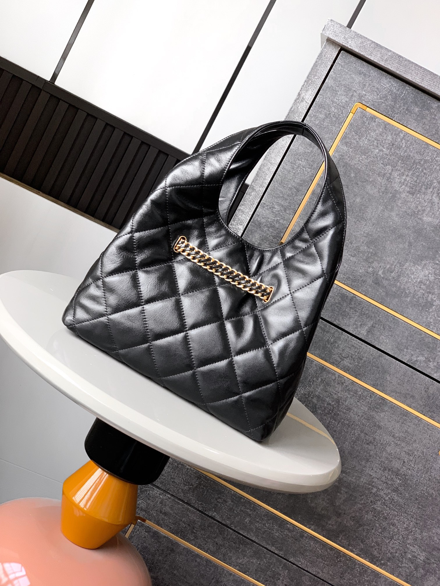 Chanel 25p Hobo Bag