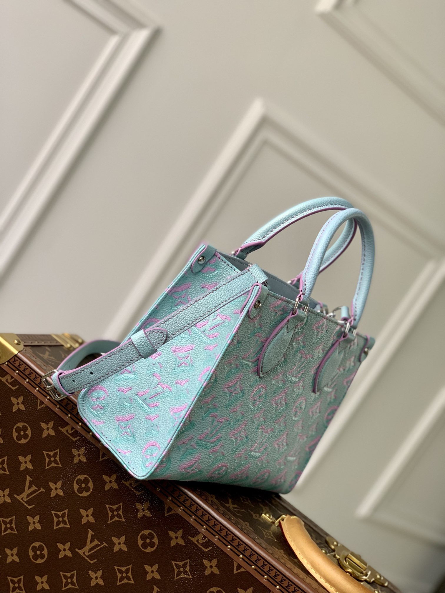Louis Vuitton Onthego Bag