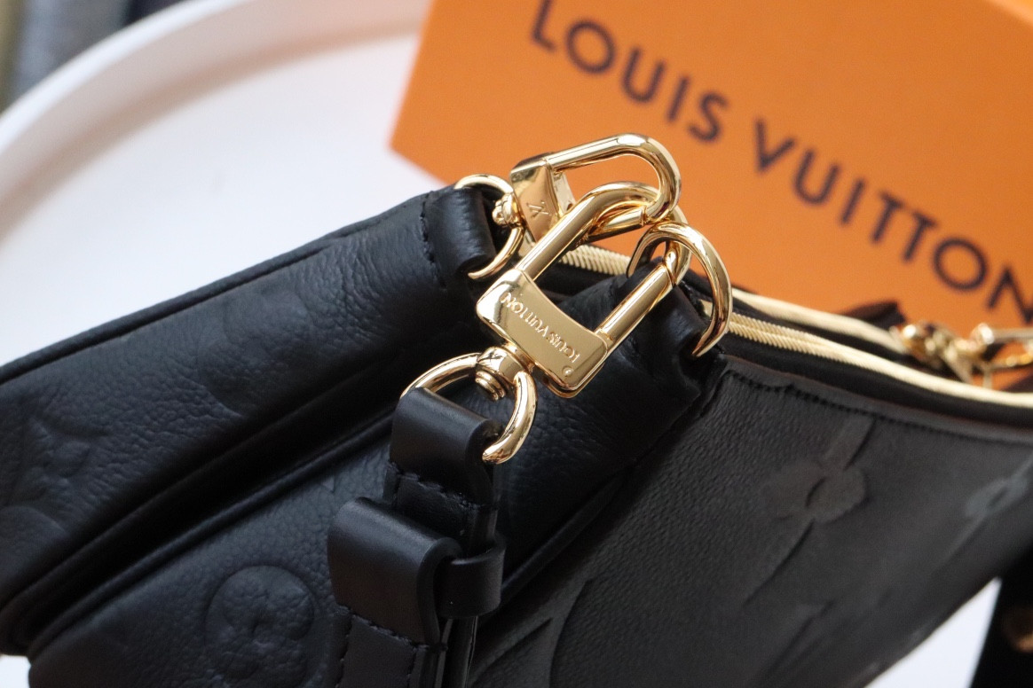 Louis Vuitton Multi Pochette Accessories Bag
