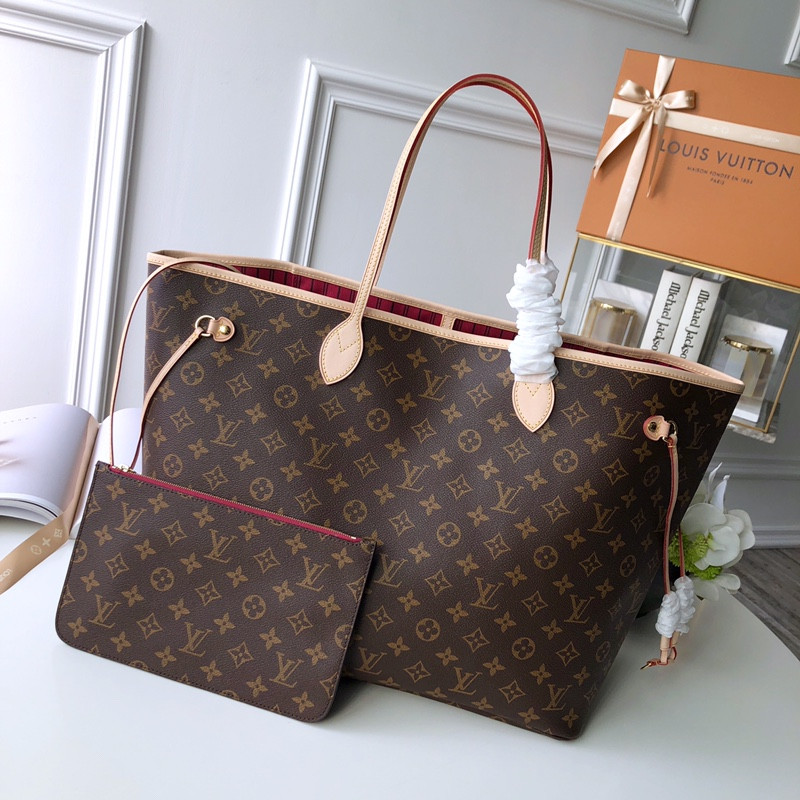 Louis Vuitton Neverfull Bag