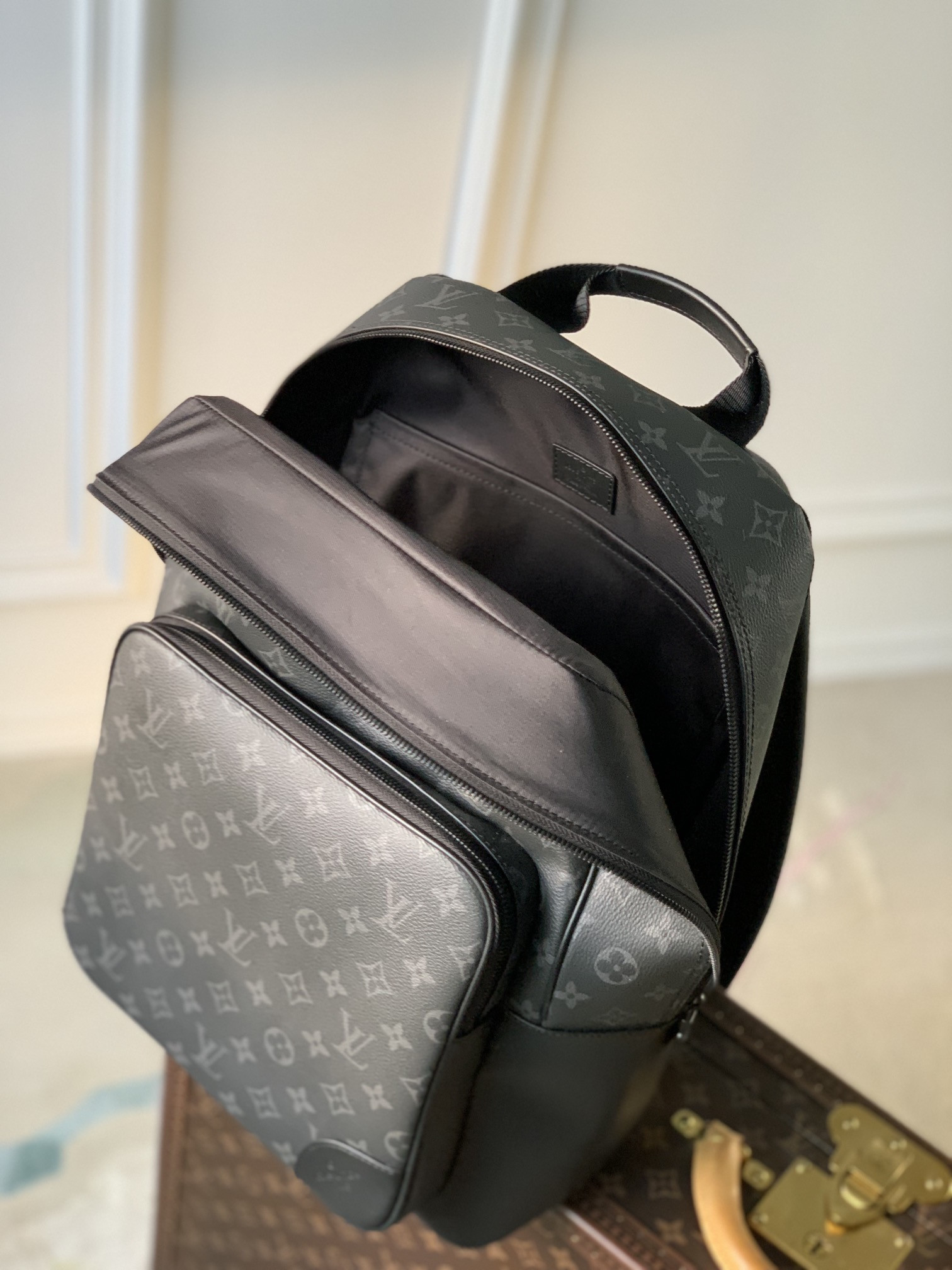 Louis Vuitton Dean Bag