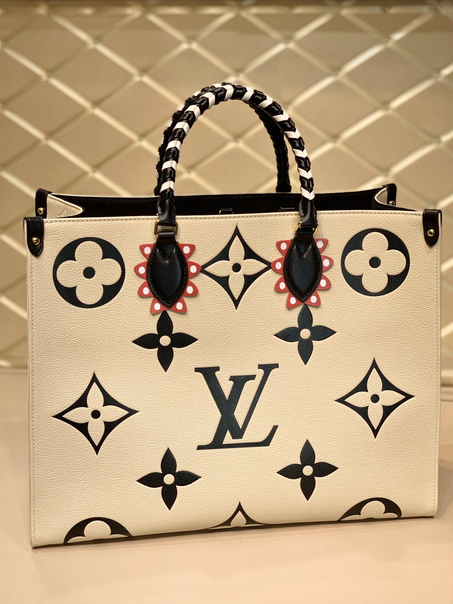 Louis Vuitton Onthego Bag