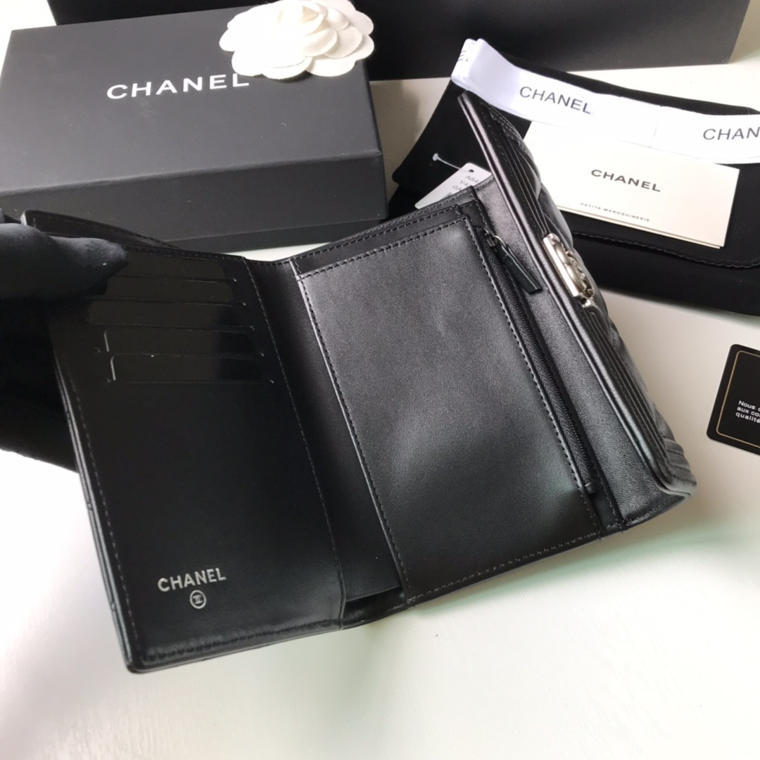 Chanle Flap Wallet