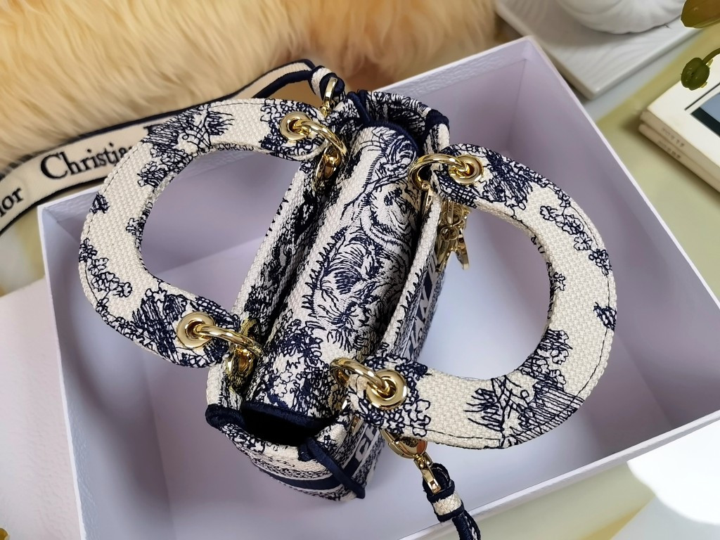 Mini Lady Dior Bag