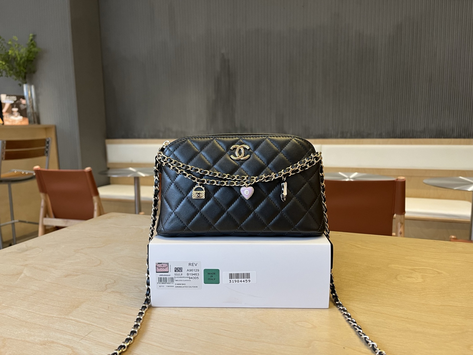 Chanel Bag 19cm