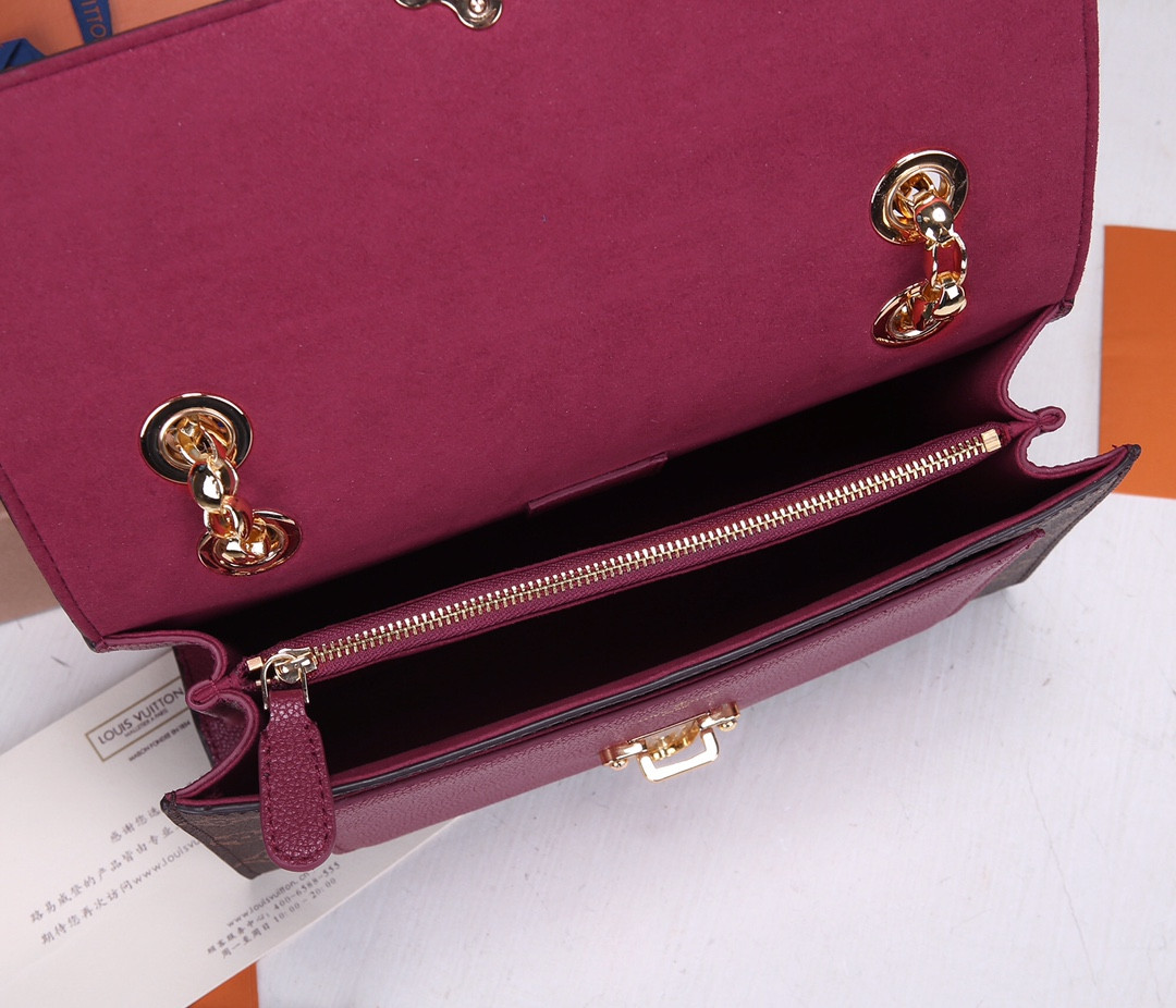 Louis Vuitton Victoire Bag