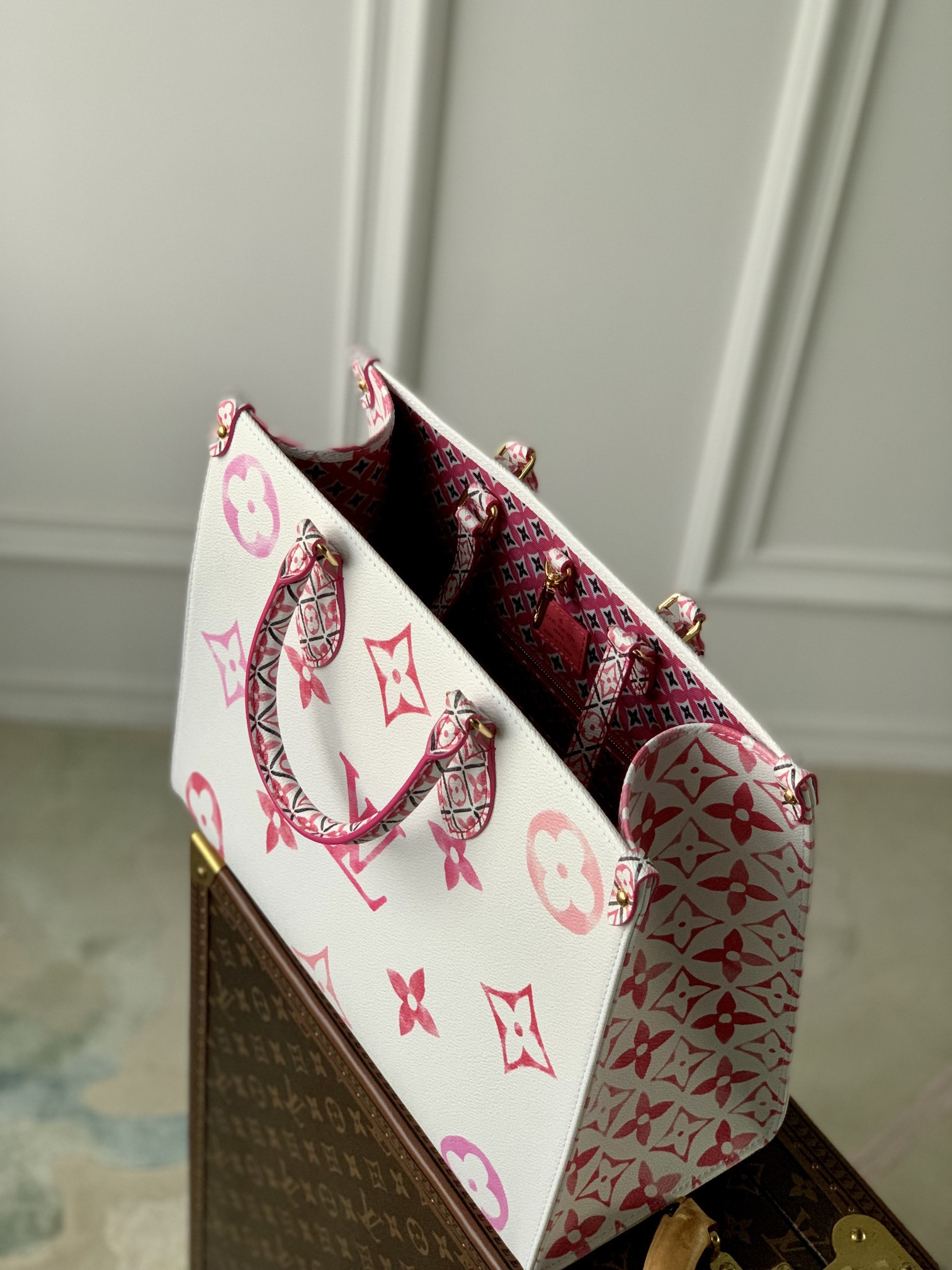 Louis Vuitton Onthego Bag