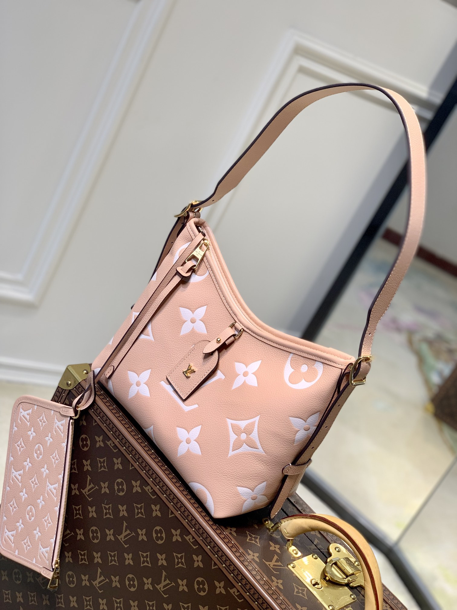 Louis Vuitton Carryall Bag