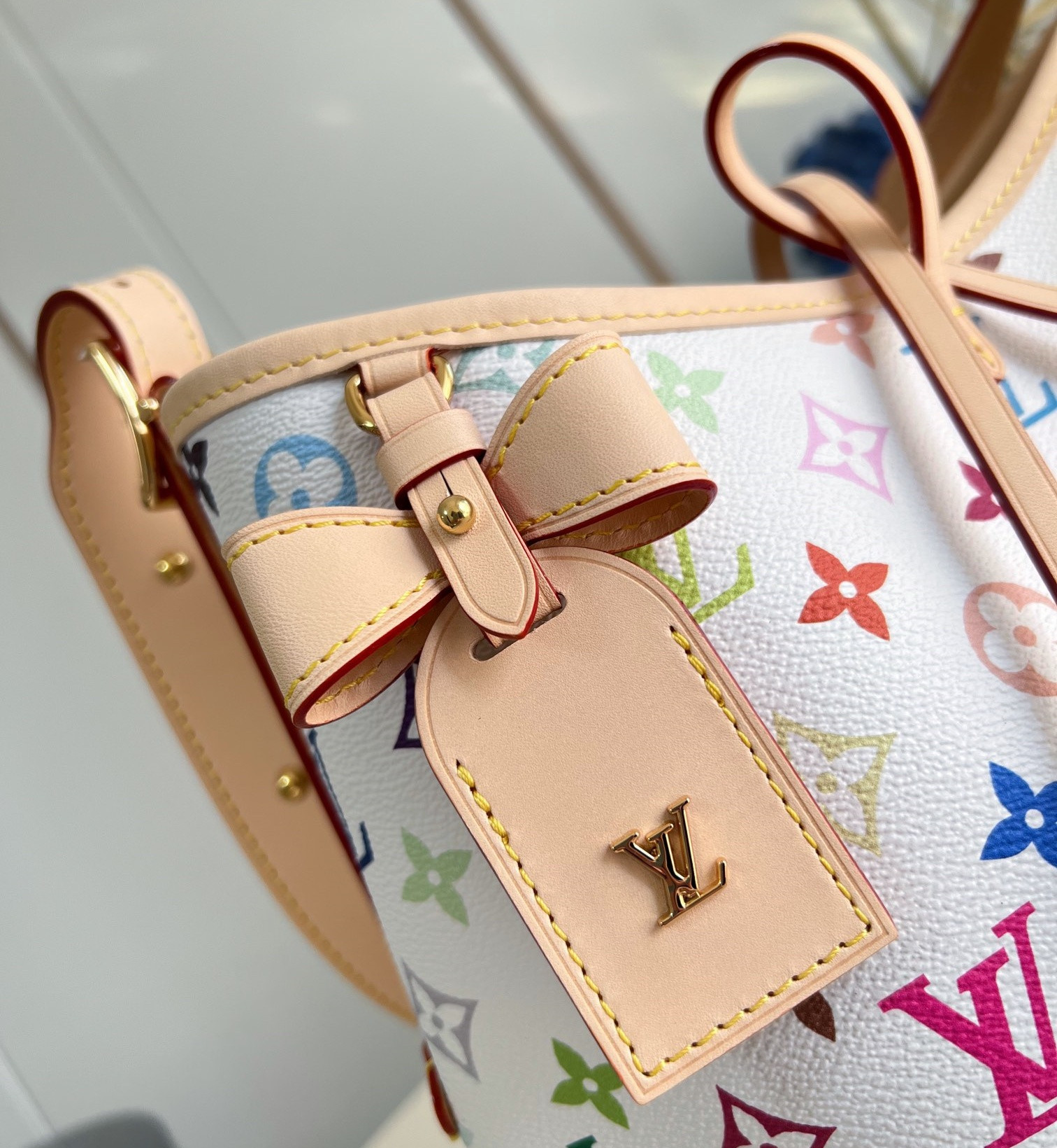 Louis Vuitton 2025 Carryall Bag