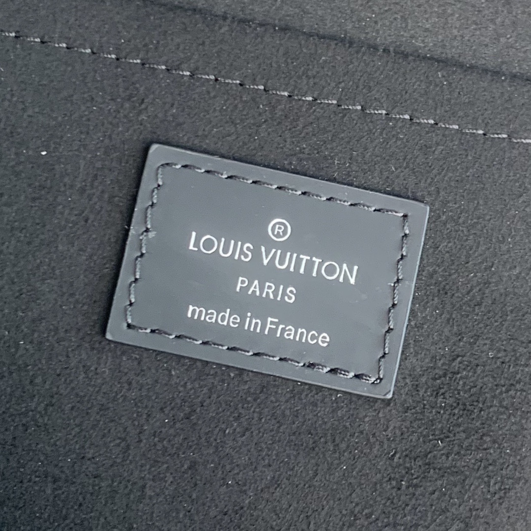 Louis Vuitton Pochette Jour Bag