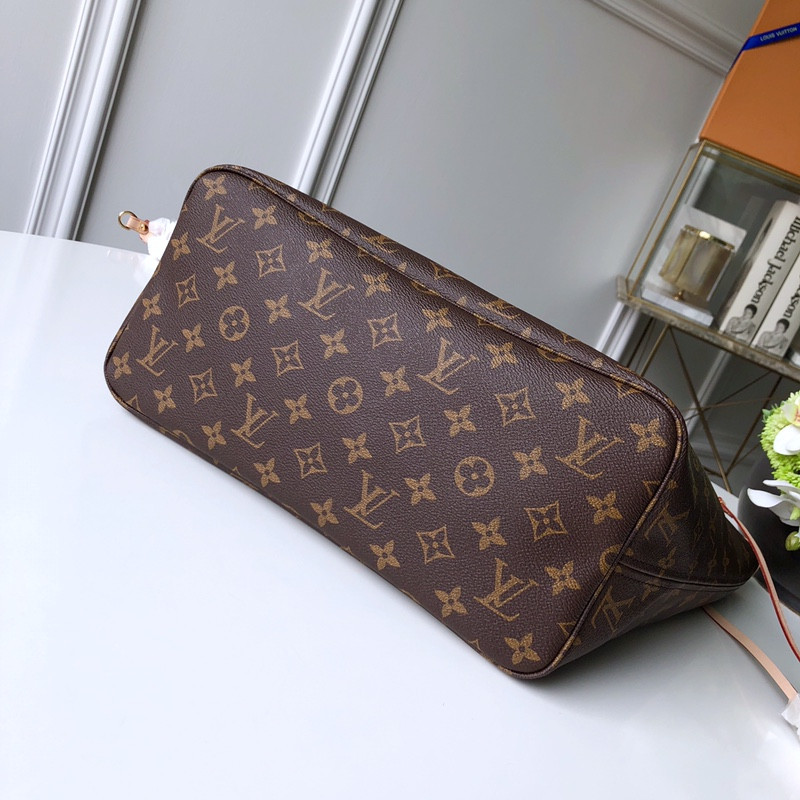 Louis Vuitton Neverfull Bag