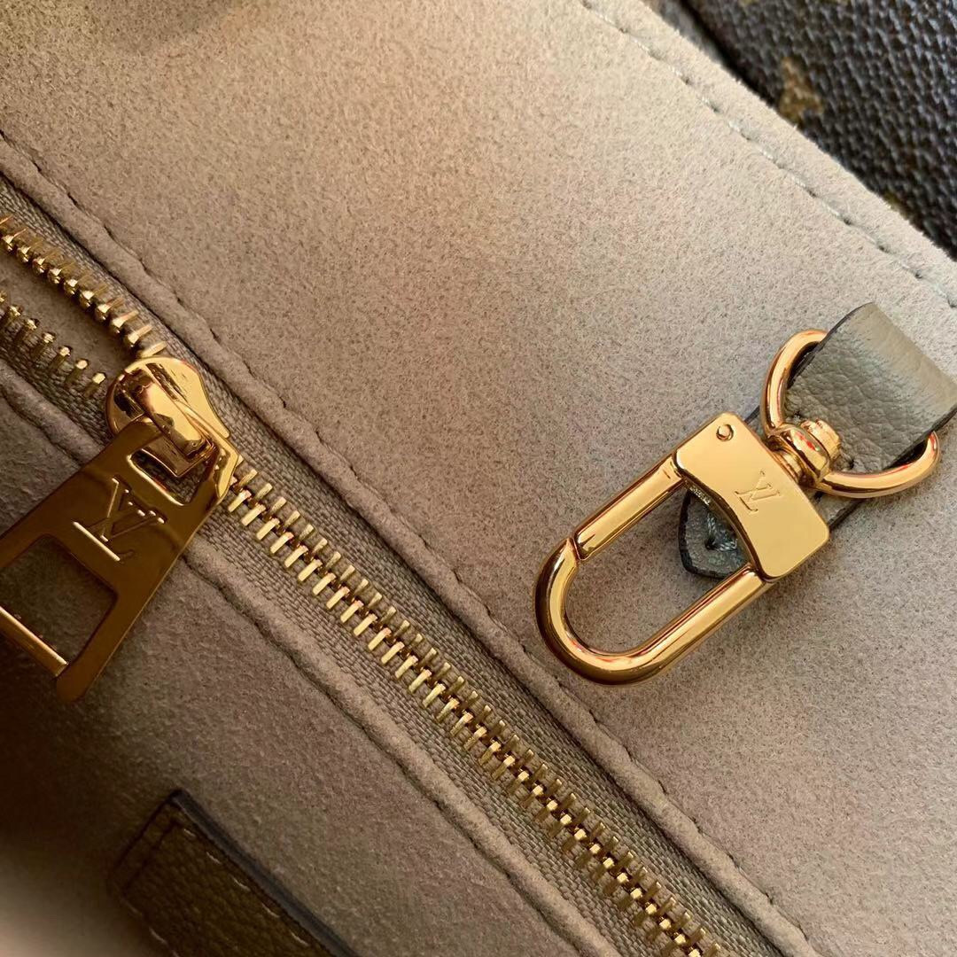 Louis Vuitton Onthego Bag