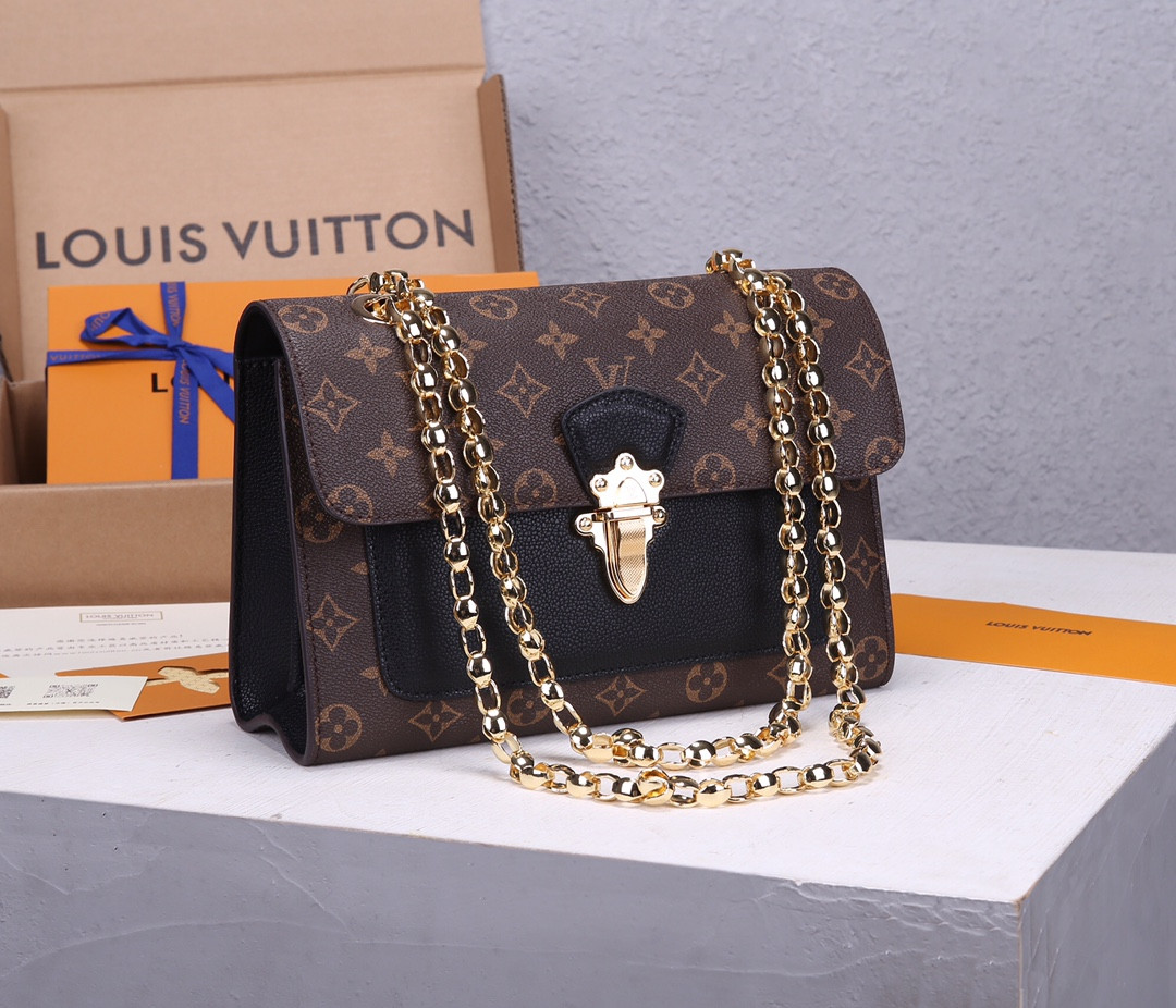 Louis Vuitton Victoire Bag