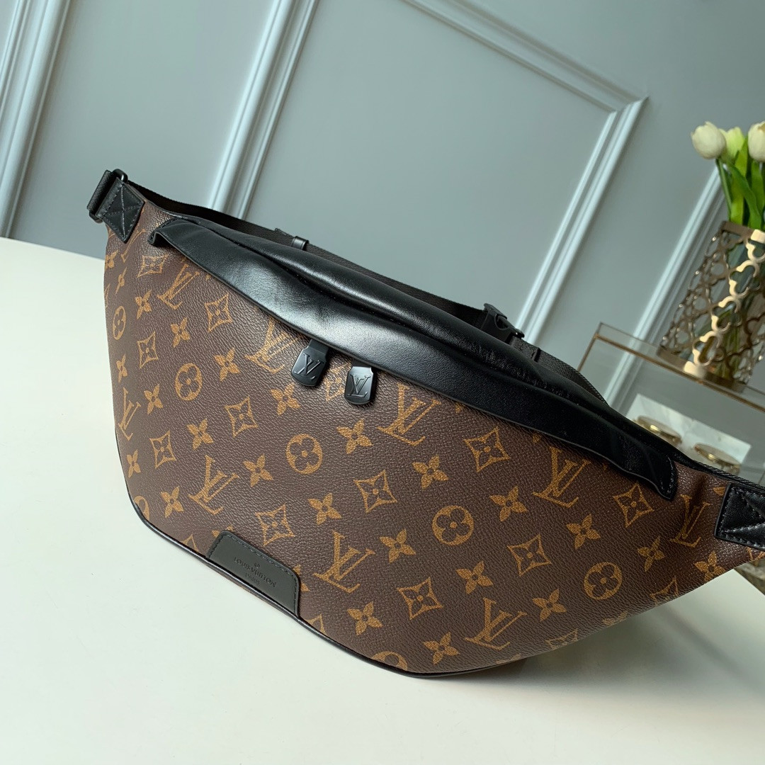 Louis Vuitton Discovery Bag