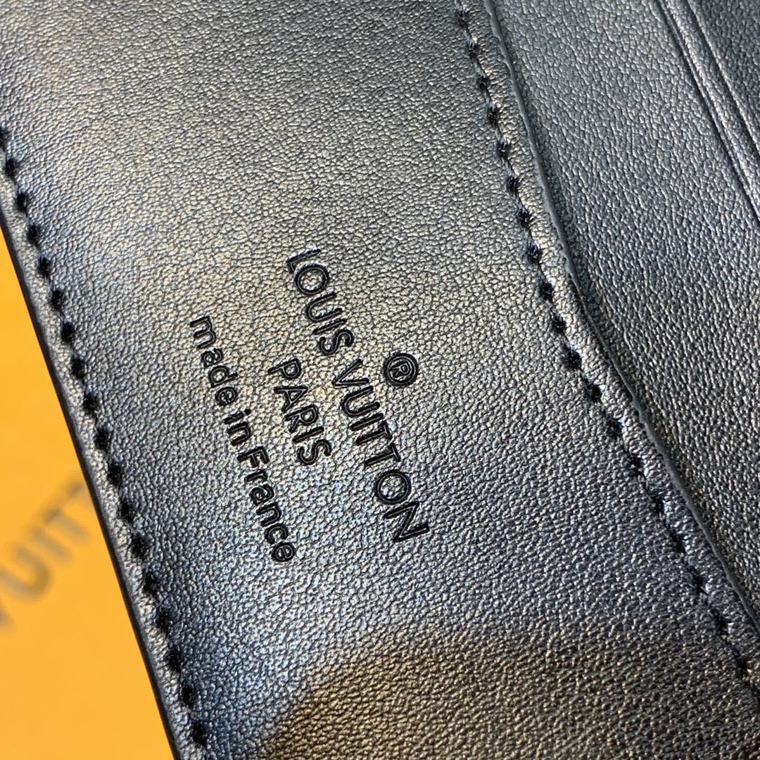 Louis Vuitton Slender Bag