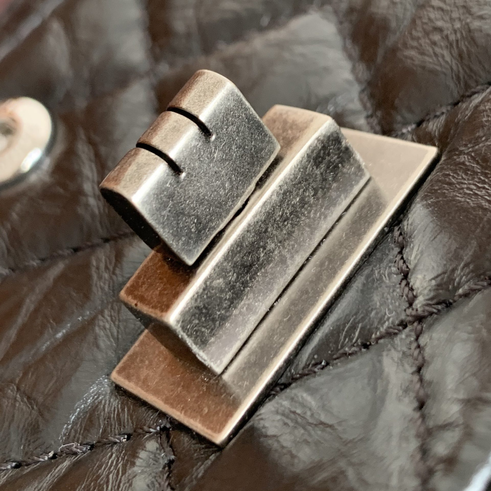 Chanle Reissue 2.55 Handbag