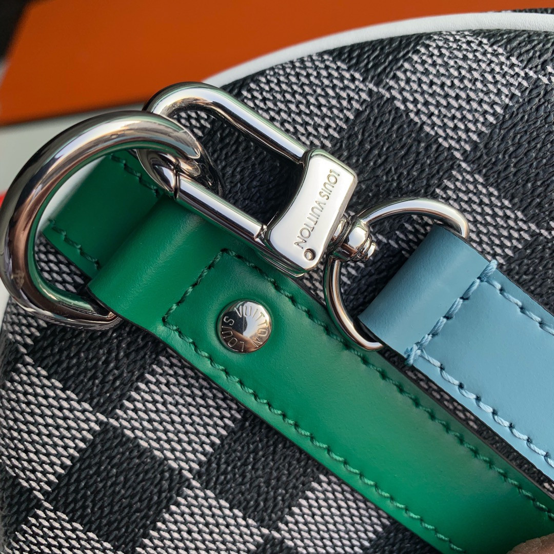 Louis Vuitton Speedy Bandoulière Bag