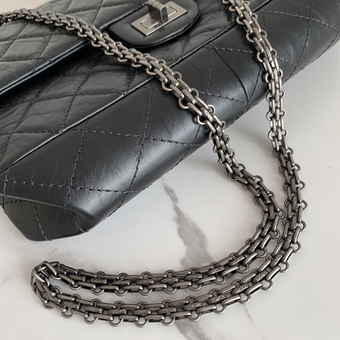 Chanle Reissue 2.55 Handbag