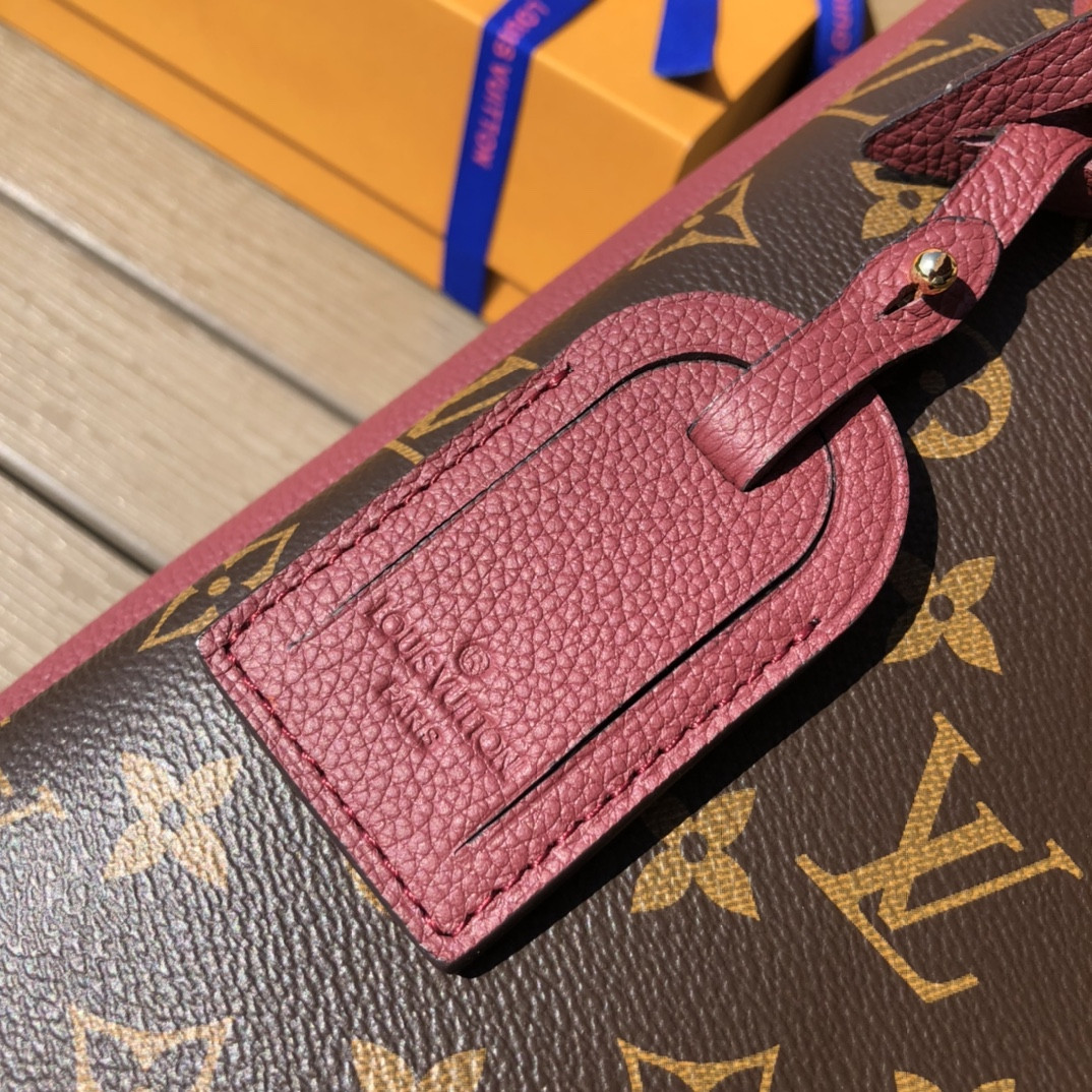 Louis Vuitton Surene Bag