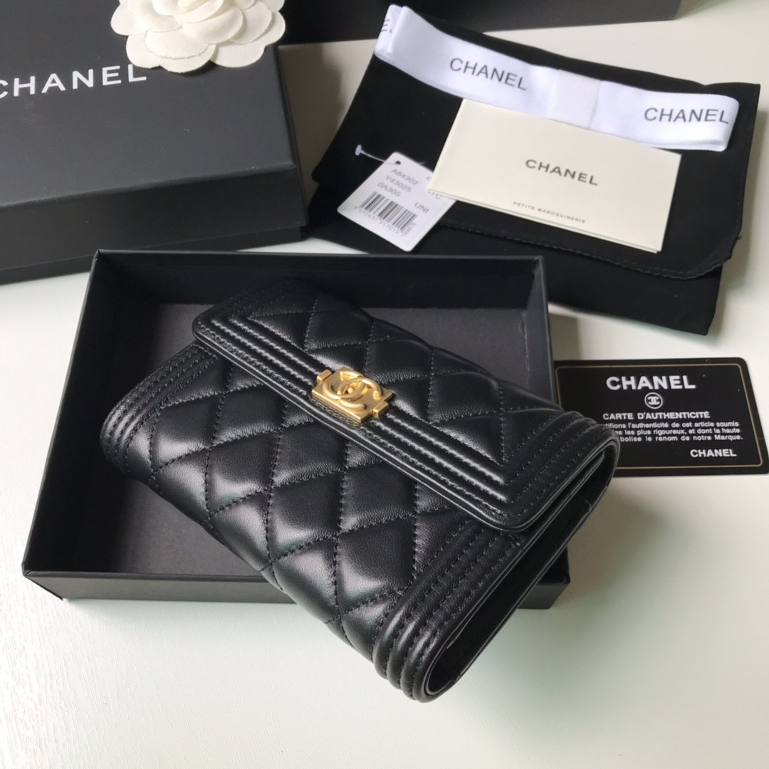 Chanle Flap Wallet