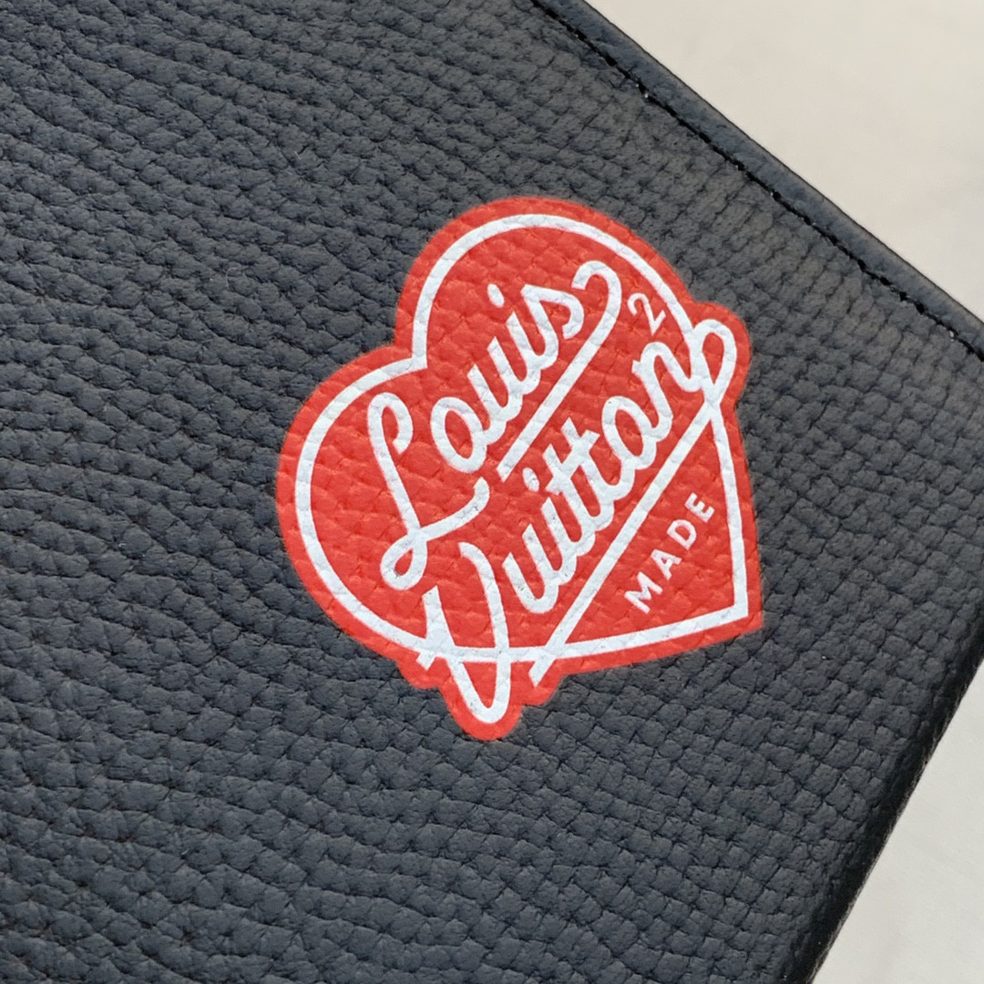 Louis Vuitton Pochette Voyage Bag