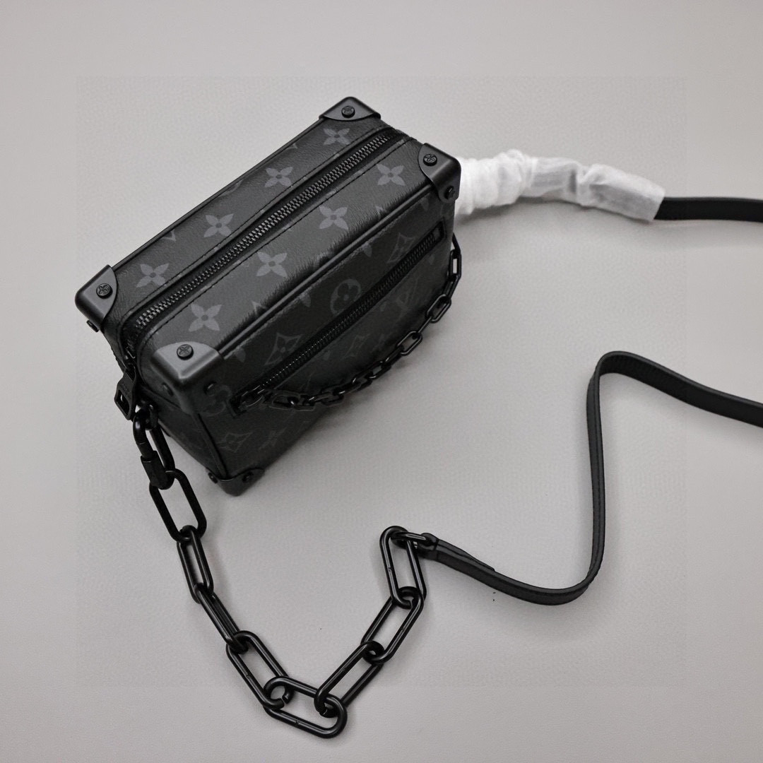 Lv Side Trunk Bag