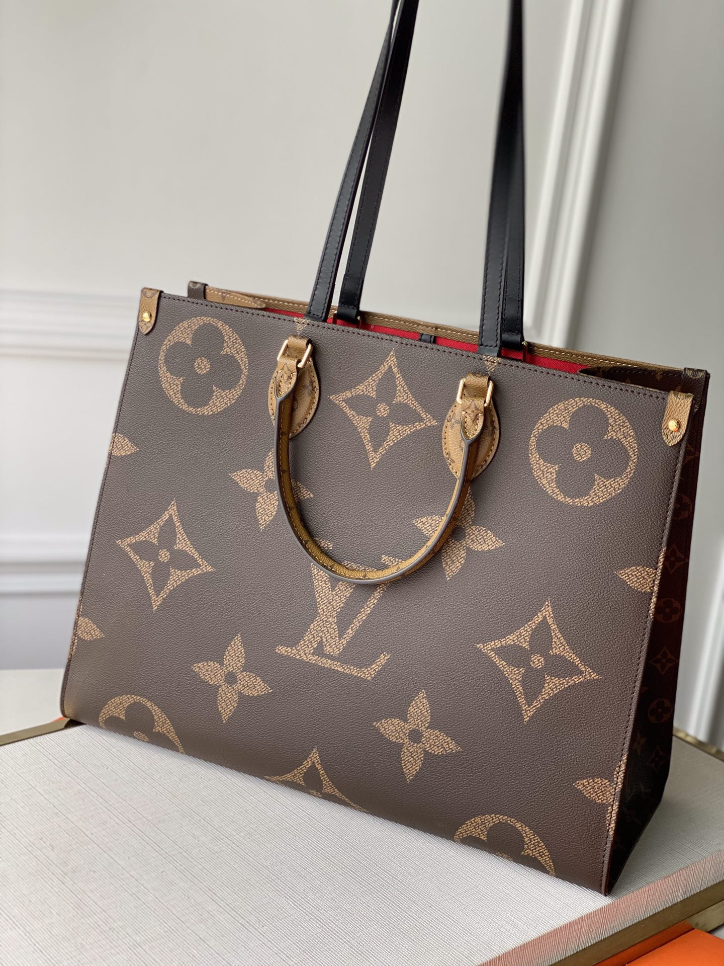 Louis Vuitton Onthego Bag