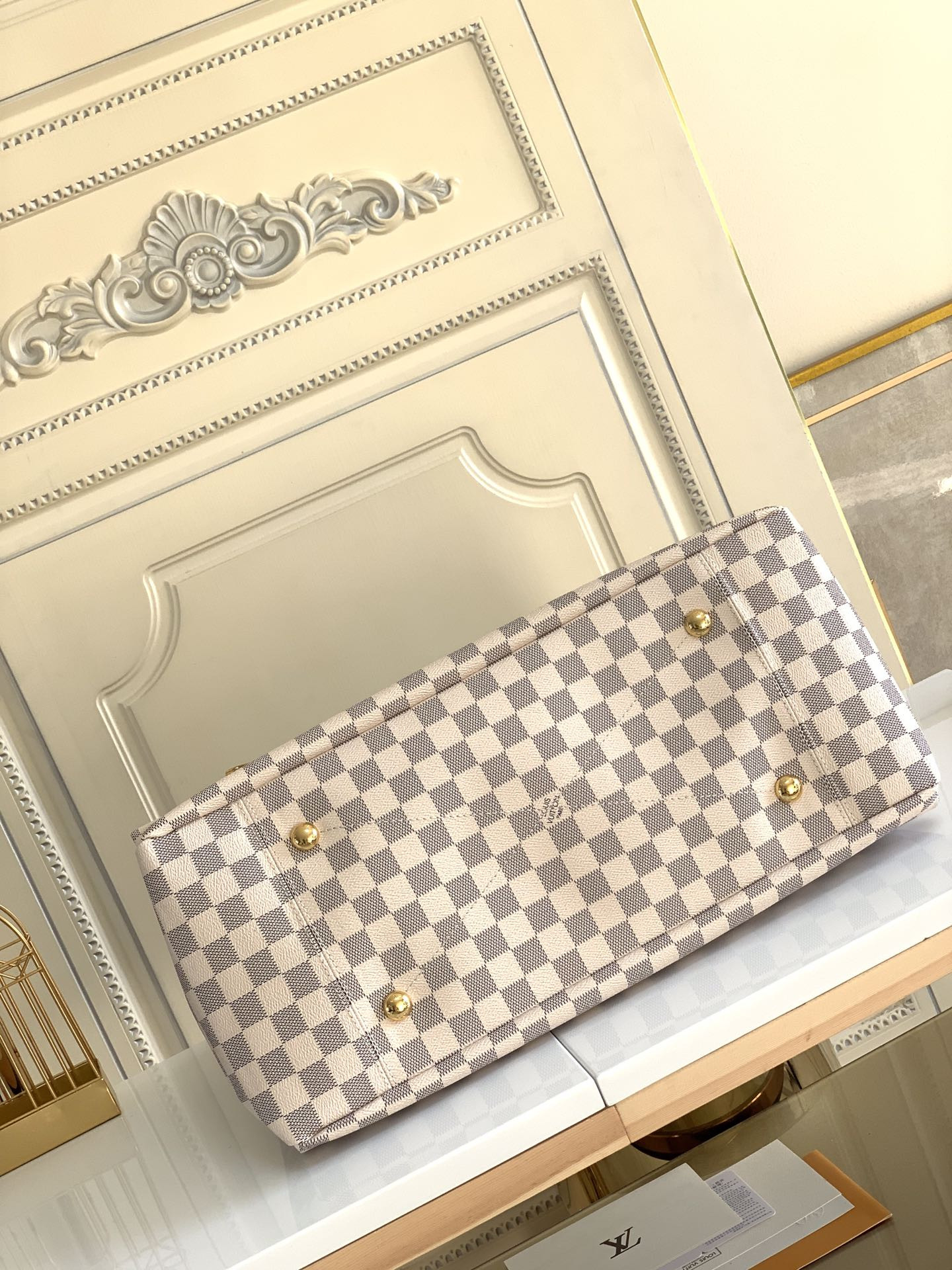 Louis Vuitton Artsy Bag