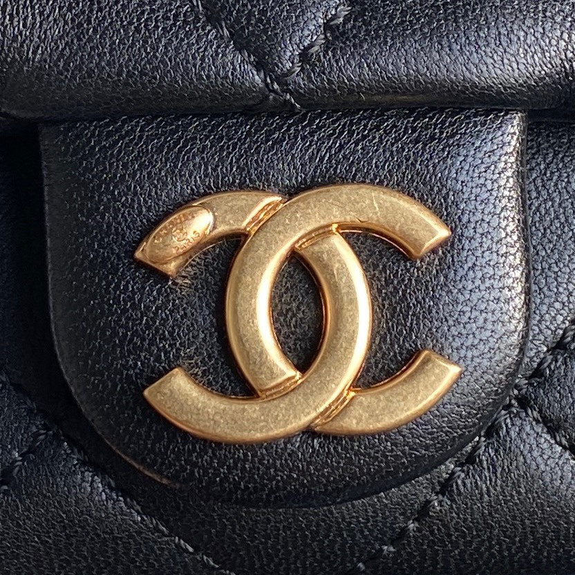 Chanel 25c Hobo Bag