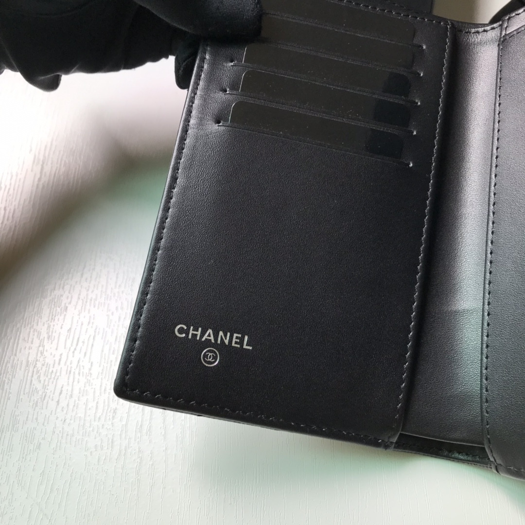 Chanle Flap Wallet