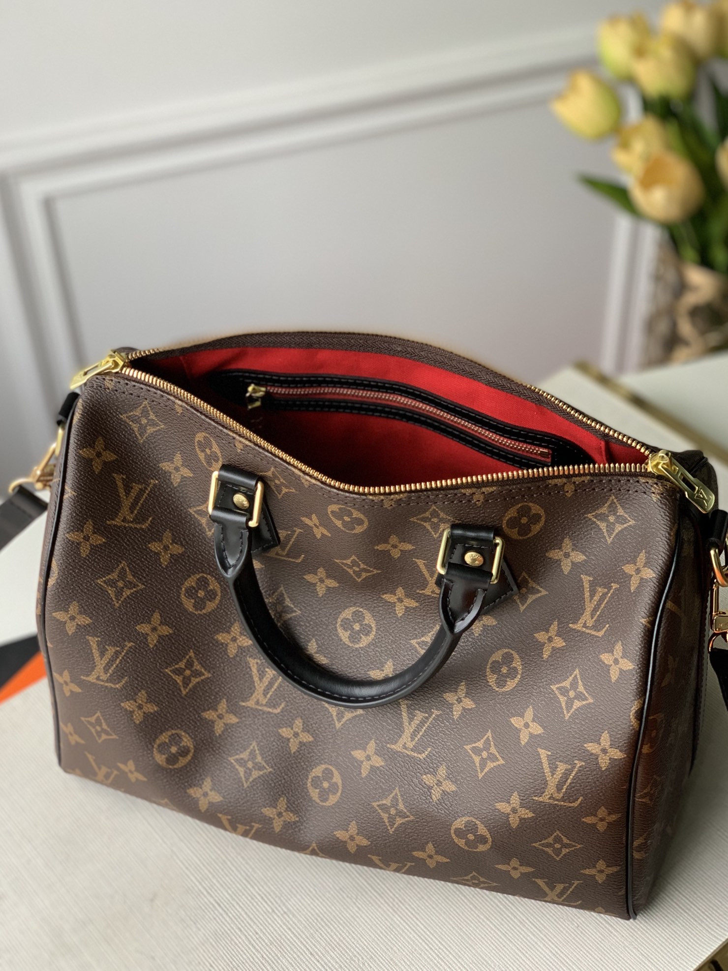 Louis Vuitton Speedy Bandoulière Bag