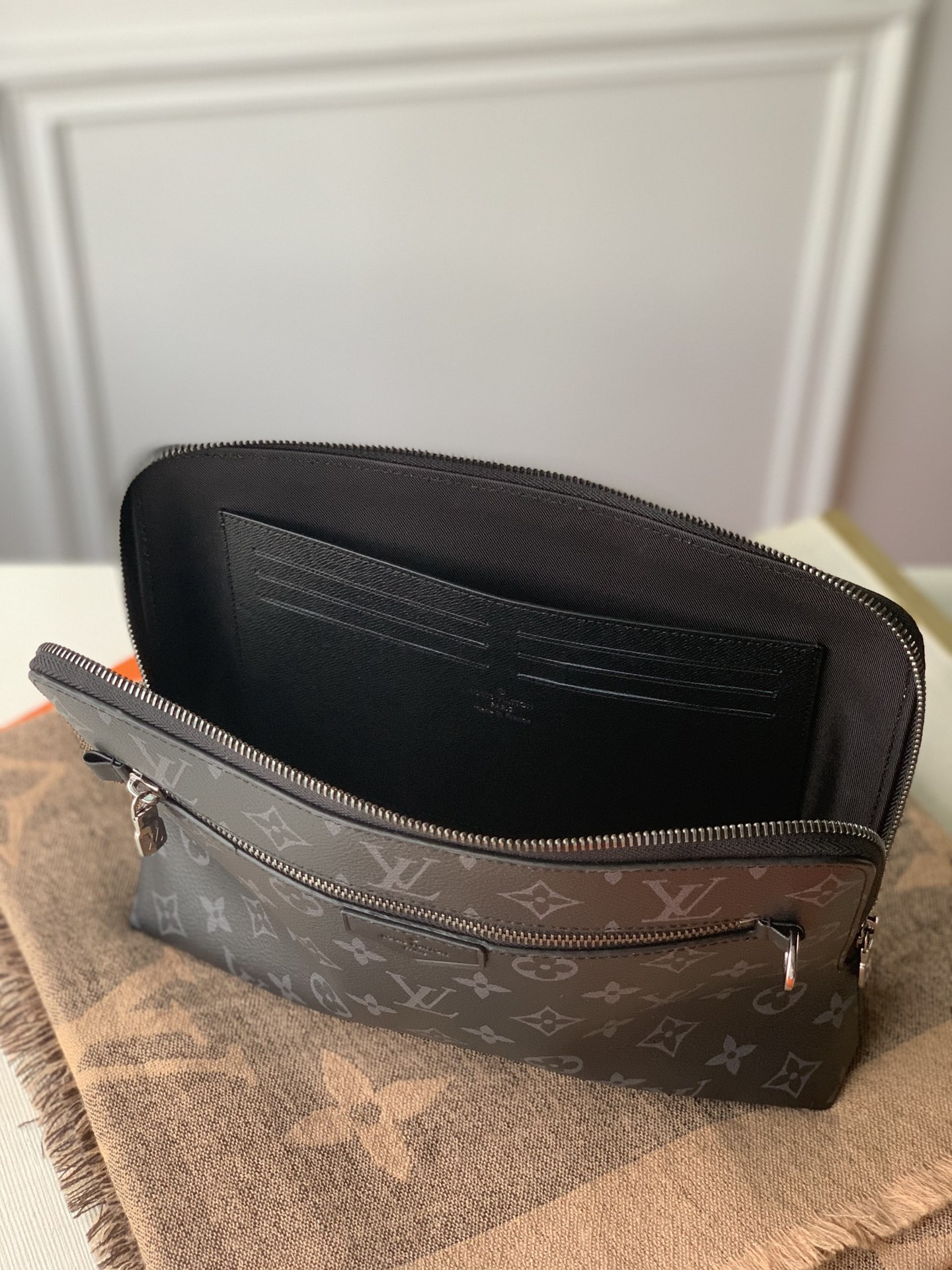 Louis Vuitton Pochette Voyage Bag