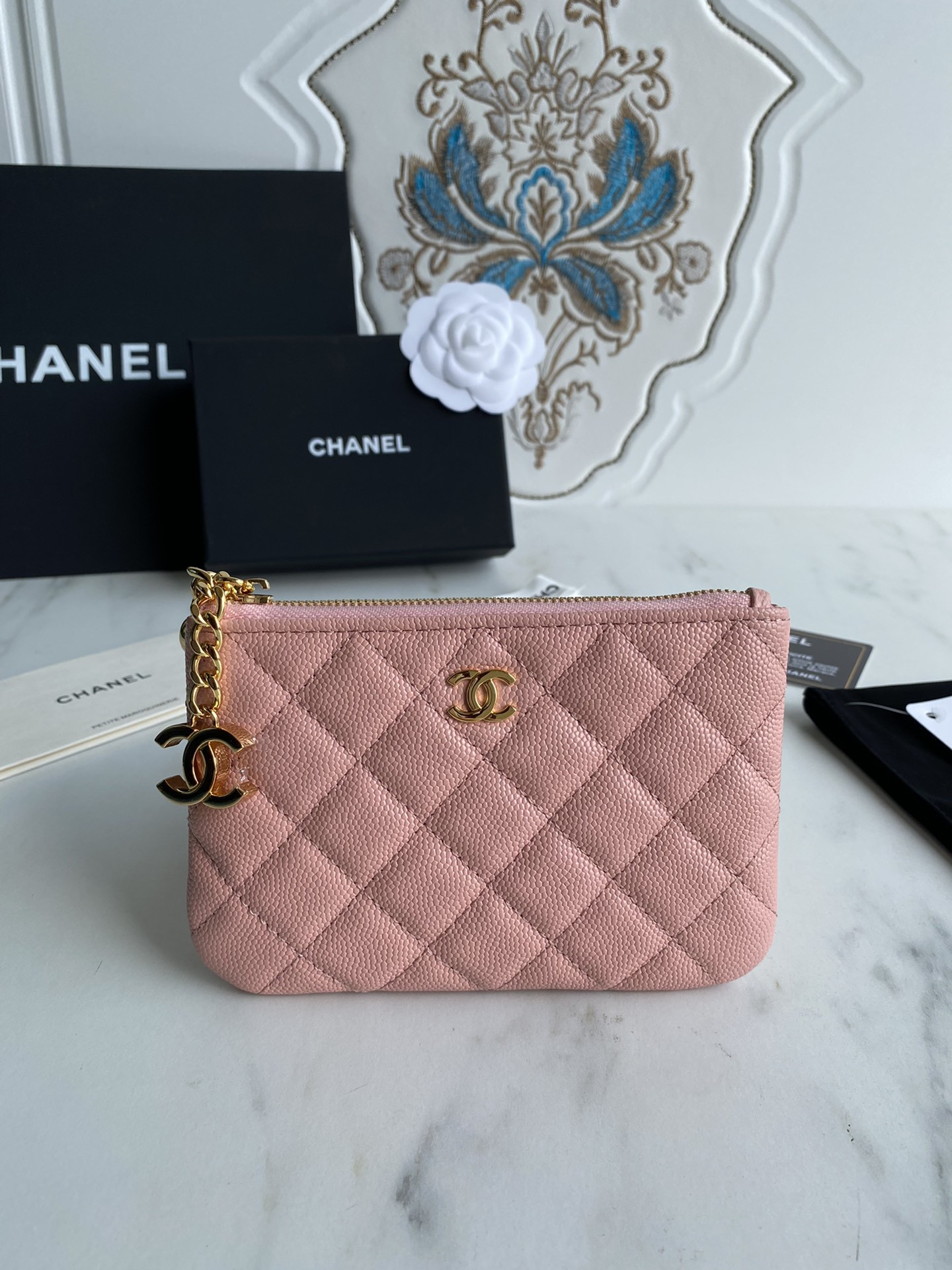 Chanle Zipped Wallet