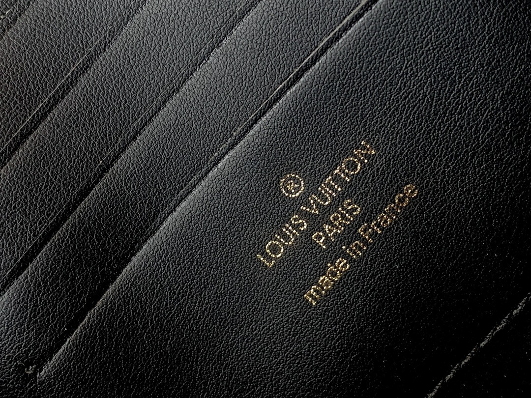 Louis Vuitton Dauphine Bag