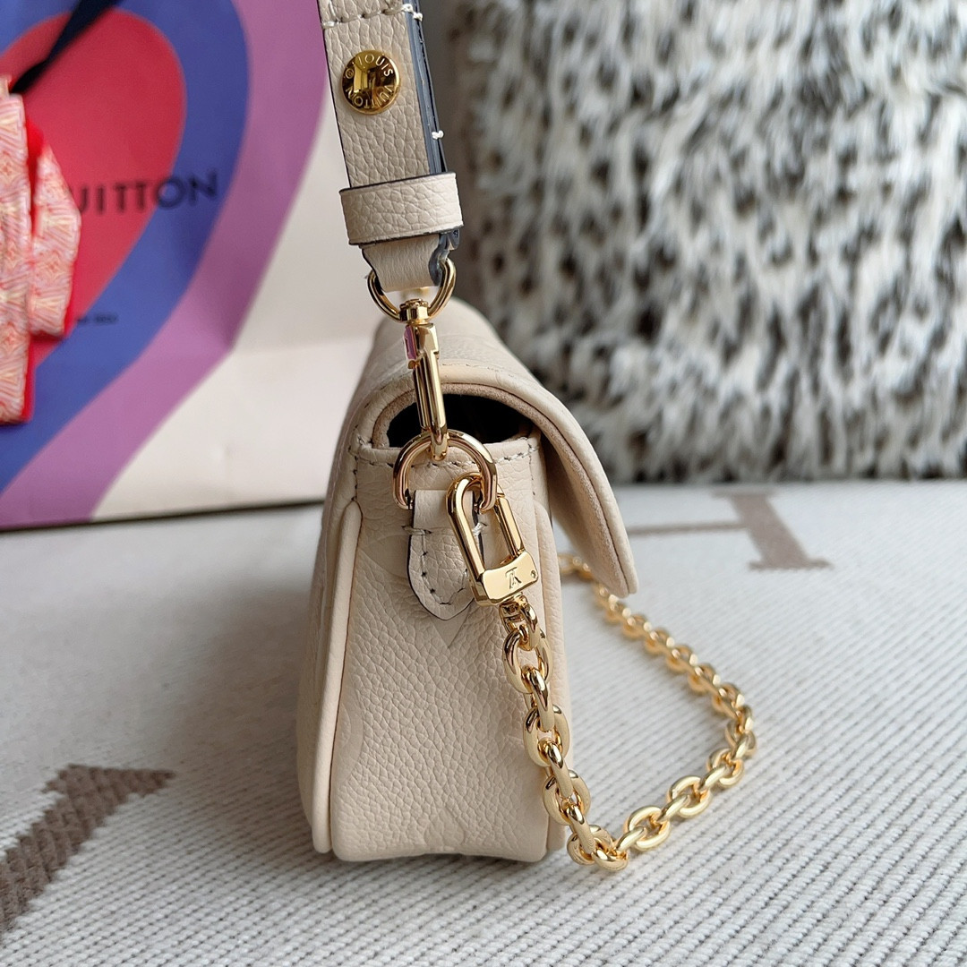 Louis Vuitton Ivy Bag