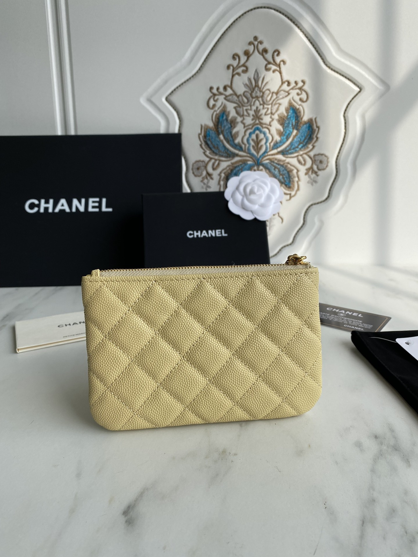 Chanle Zipped Wallet