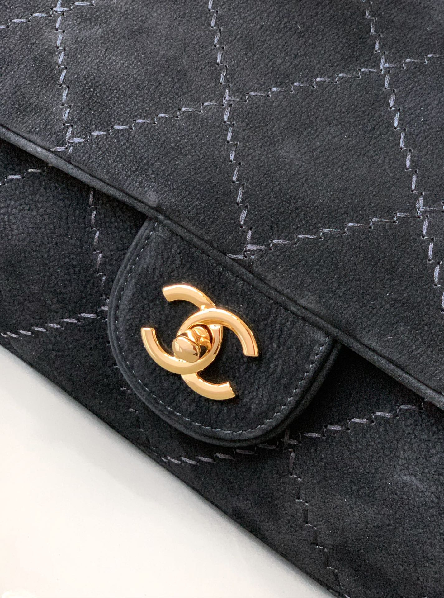 Chanel Classic Hand Bag Gold Handware