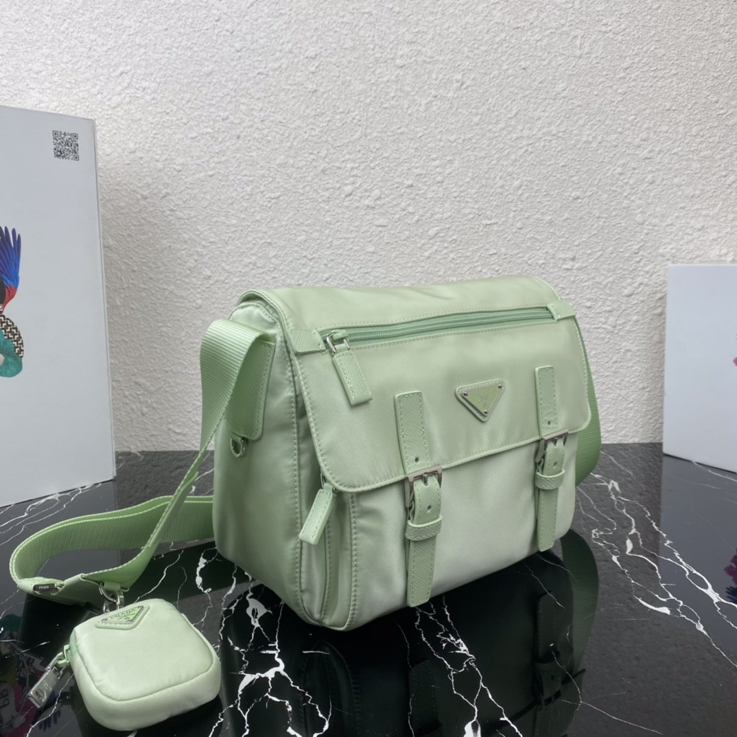 Prada Mailbag